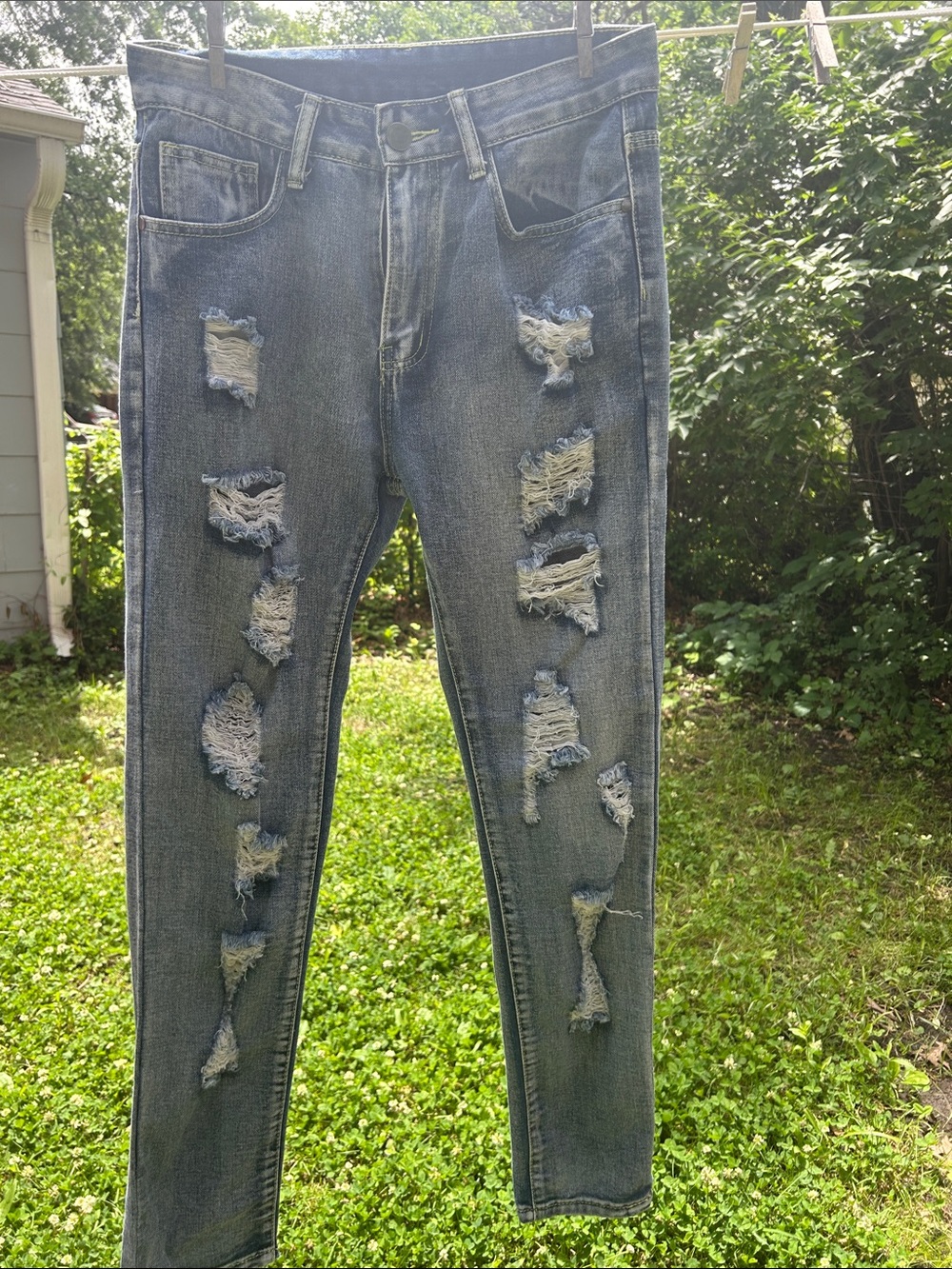 Men's Distressed 30x30 Blue Skinny Jeans - Classic Washed Denim